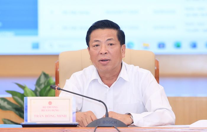 Bộ trưởng Bộ Xây dựng Trần Hồng Minh yêu cầu xây dựng phần mềm dùng chung trong hoạt động đường thuỷ. (Ảnh: Tạ Hải).