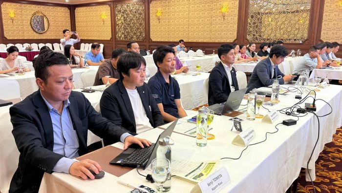 Các đại biểu tham gia hội thảo.