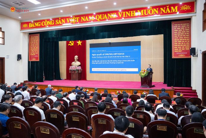 Quang cảnh hội nghị