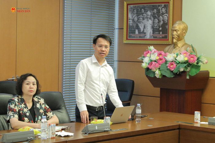 Phó trưởng Ban Tổ chức Đảng ủy Quốc hội Bùi Danh Tuyên phát biểu tại hội nghị