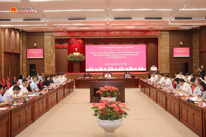 Toàn cảnh buổi làm việc. Ảnh: Đắc Trường