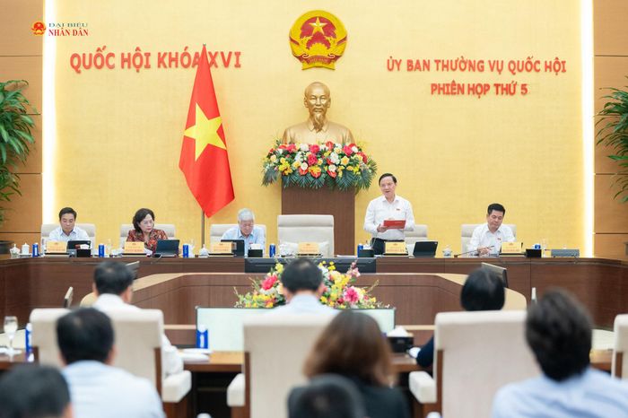 Toàn cảnh phiên họp. Ảnh: Phạm Thắng