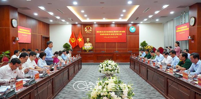  Đoàn công tác của Uỷ ban Khoa học, Công nghệ và Môi trường của Quốc hội làm việc tại tỉnh Cà Mau.