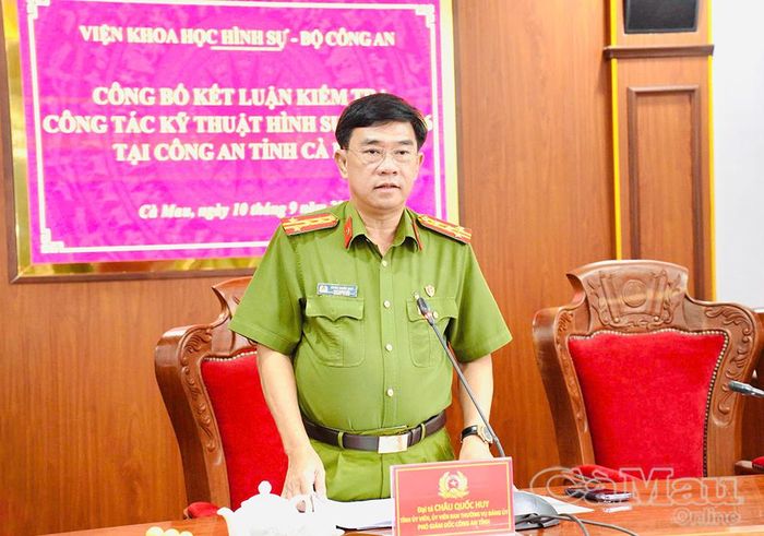 Đại tá Châu Quốc Huy, Phó Giám đốc Công an tỉnh, phát biểu tại buổi làm việc.