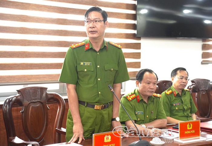 Đại tá Phan Bửu Kiếm, Trưởng phòng Cảnh sát hình sự, Công an tỉnh Cà Mau, phát biểu thảo luận.