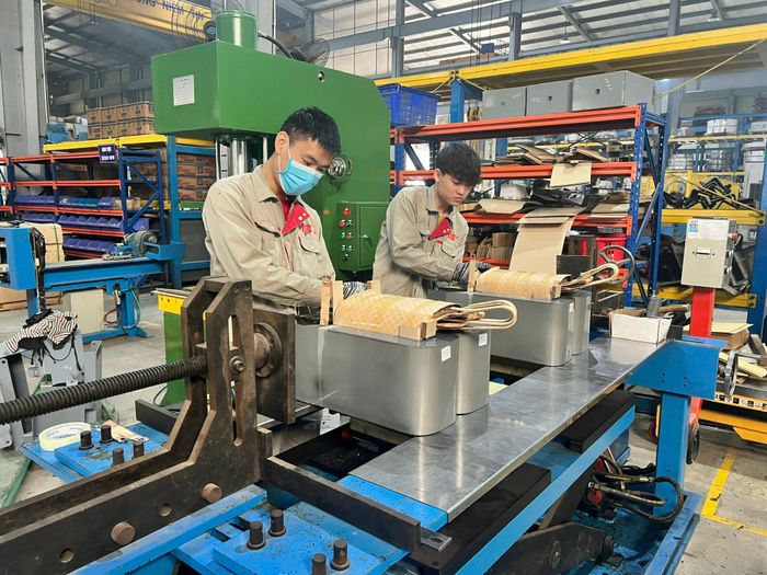 Việc cải cách quản lý thuế và giảm chi phí tuân thủ giúp giải phóng nguồn lực lớn cho DN. Ảnh: chinhphu.vn