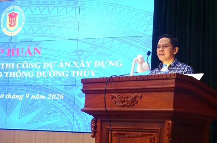 Phó Kiểm toán trưởng KTNN chuyên ngành IV Lại Xuân Nghị phát biểu