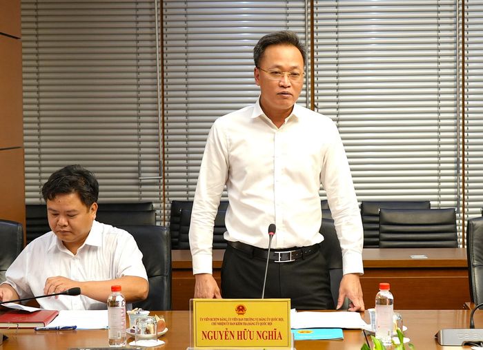 Chủ nhiệm Ủy ban Kiểm tra Đảng ủy Quốc hội, Trưởng Đoàn kiểm tra Nguyễn Hữu Nghĩa phát biểu tại hội nghị