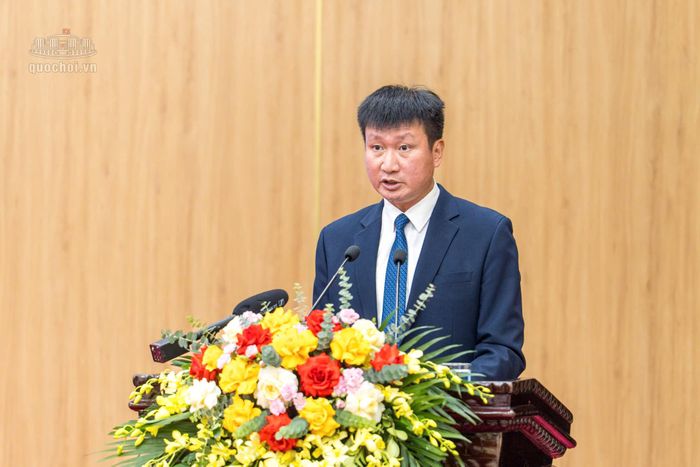 Bí thư Tỉnh ủy Ninh Bình Trần Huy Tuấn phát biểu tại Hội nghị. Ảnh: VPQH