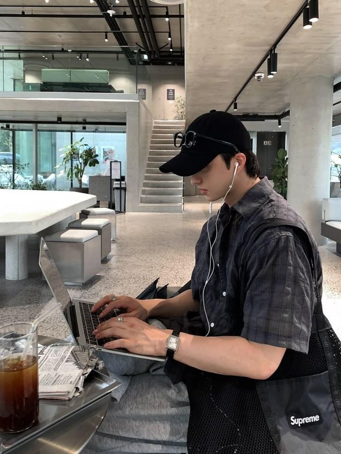 Từ những trải nghiệm, khiến anh bắt đầu tìm hiểu kỹ hơn về quản lý tài chính.