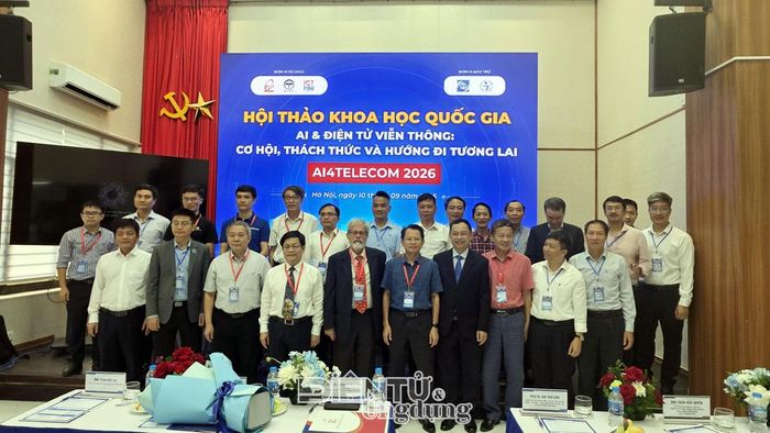 Các đại biểu tham dự Hội thảo AI và điện tử viễn thông: cơ hội, thách thức và hướng đi tương lai 2026