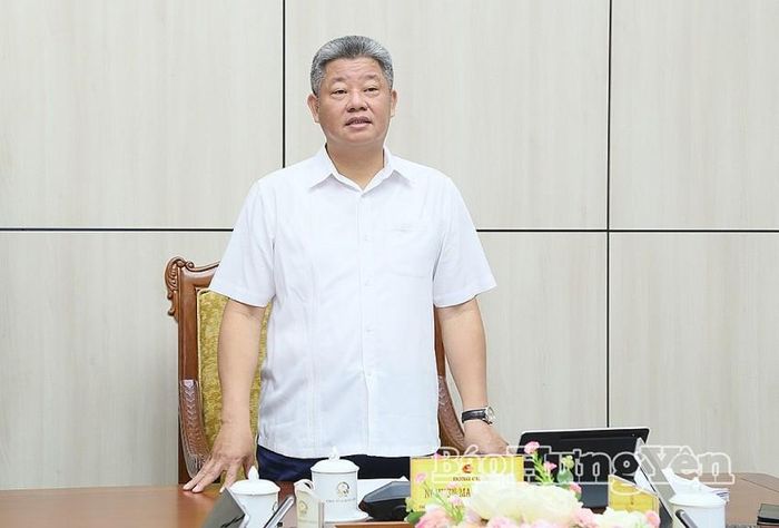 Ông Nguyễn Mạnh Quyền, Phó Bí thư Tỉnh ủy, Chủ tịch UBND tỉnh Hưng Yên phát biểu tại cuộc họp. Nguồn Báo Hưng Yên.