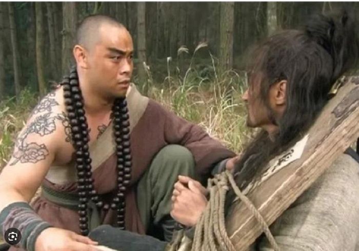 Lỗ Trí Thâm cứu Lâm Xung.