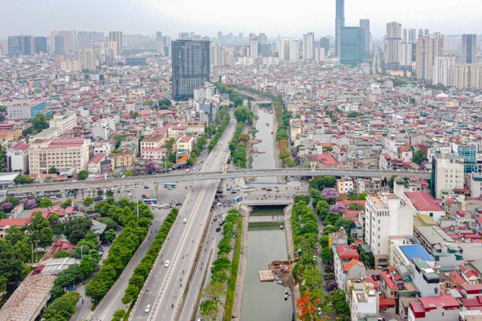 Người mua nhà nên cân nhắc, tính toán kỹ khi vay tiền. (Ảnh: Minh Đức).