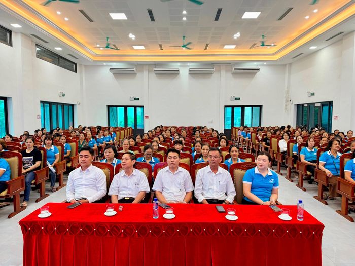 Các đại biểu dự hội nghị. Ảnh: Thanh Hà