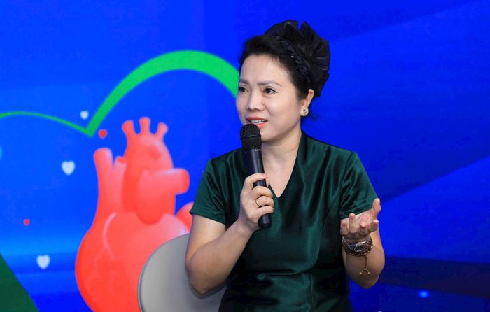 Thạc sĩ Phạm Thị Đào, Trưởng phòng Tư vấn điều phối ghép tạng, Trung tâm Điều phối ghép tạng Quốc gia khẳng định pháp luật và y học không giới hạn độ tuổi đăng ký hiến tạng. Ảnh: Xuân Hải