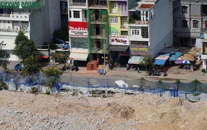 Năm 2010, TP Đà Nẵng chấp thuận chuyển nhượng toàn bộ khu đất này cho Tập đoàn Thiên Thanh để xây dựng khu phức hợp thương mại, dịch vụ cao tầng. Tuy nhiên, dự án nhanh chóng đắp chiếu do liên quan trực tiếp đến vụ án Phạm Công Danh và các đồng phạm.
