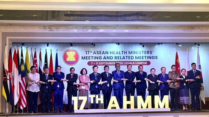 Thứ trưởng Bộ Y tế Nguyễn Thị Liên Hương và các đại biểu tham dự Hội nghị Bộ trưởng Y tế ASEAN lần thứ 17 và các hội nghị cấp Bộ trưởng liên quan tại Malaysia