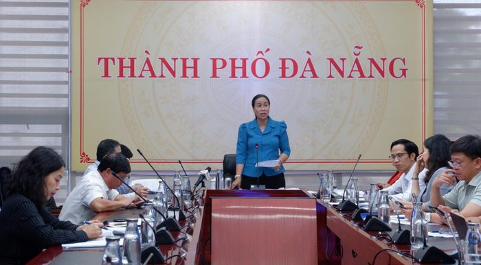 Phó Chủ tịch UBND TP Đà Nẵng Nguyễn Thị Anh Thi phát biểu chỉ đạo tại buổi làm việc.
