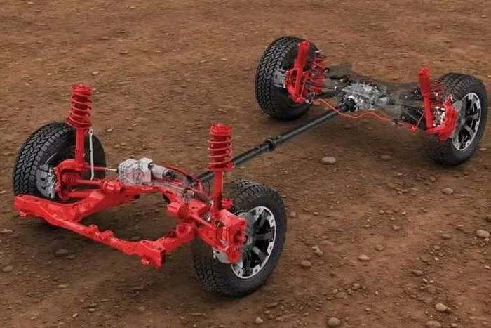 Khoảng sáng gầm lớn hơn cũng giúp cải thiện góc tới, góc thoát và góc vượt đỉnh dốc của Passport TrailSport thêm khoảng 2-3 độ, qua đó tăng khả năng vượt qua các địa hình khó.
