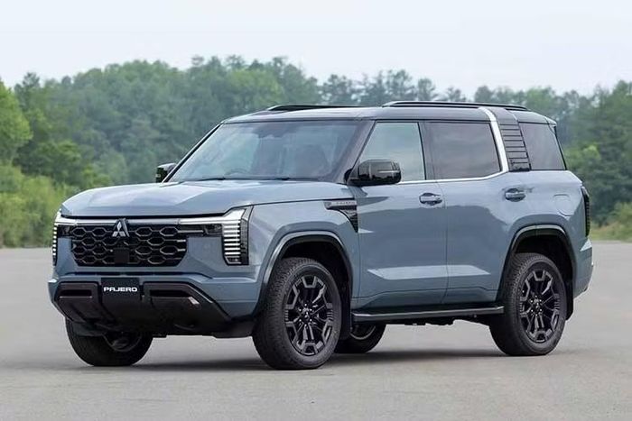 Thái Lan được xác định là thị trường đầu tiên trên thế giới mở bán Pajero thế hệ mới. Xe được sản xuất tại nhà máy Mitsubishi ở Laem Chabang.