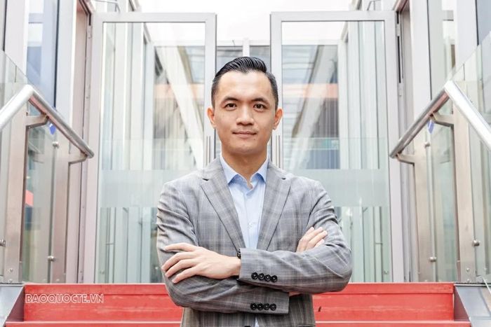 TS. Bùi Duy Tùng hiện là Giảng viên cấp cao ngành Kinh tế, Đại học RMIT Việt Nam. (Ảnh: Ngọc Minh)