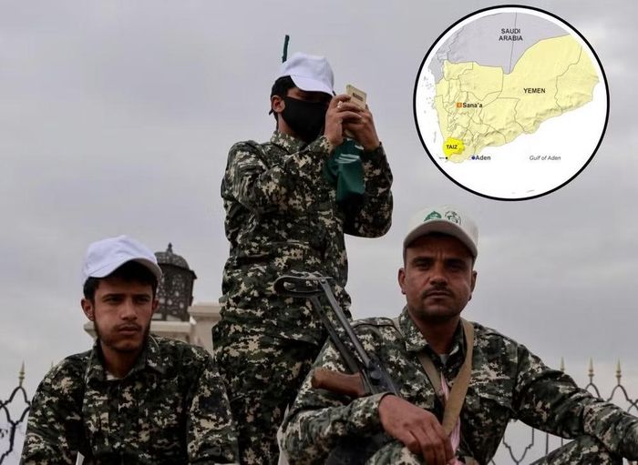Nếu Houthi kiểm soát cảng Mocha, họ có thể dễ dàng làm tê liệt eo biển Bab el-Mandeb. Ảnh: Roya News
