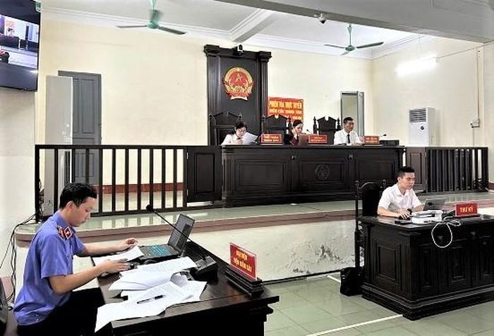 Điểm cầu trung tâm tại TAND khu vực 1, TP Quảng Ninh.