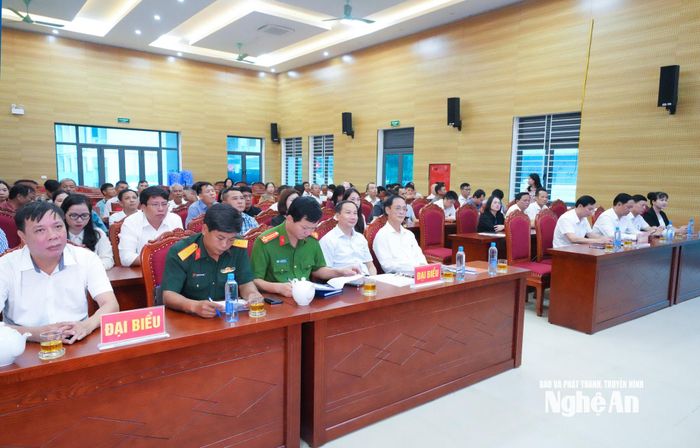 Các đại biểu tham dự Lễ Công bố quy hoạch. Ảnh: Mai Hoa