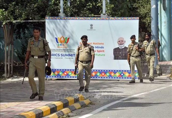 Cảnh sát được triển khai trước thềm Hội nghị thượng đỉnh BRICS tại New Delhi ngày 9/9/2026. Ảnh: ANI/TTXVN phát