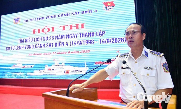 Đại tá Nguyễn Văn Tranh, Ủy viên Ban Thường vụ, Phó Tư lệnh Pháp luật phát biểu tại Hội thi