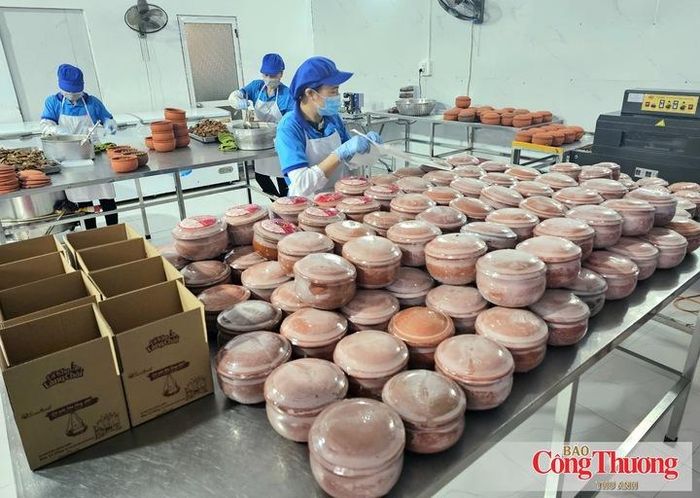 Các sản phẩm OCOP địa phương trên địa bàn TP. Hải Phòng sẽ quảng bá, xúc tiến thương mại tại Lễ hội Côn Sơn, Kiếp Bạc - mùa Thu năm 2026.