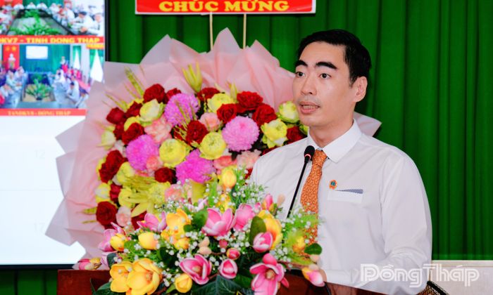 Đồng chí Bùi Thái Hùng, Chánh án Tòa án nhân dân tỉnh ôn lại truyền thống ngành Tòa án.