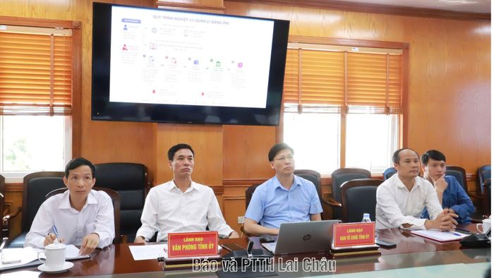 Đại biểu dự hội nghị.