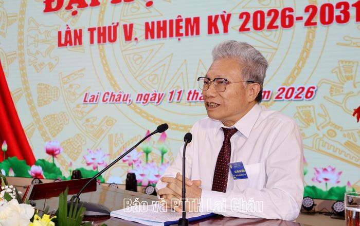 Đồng chí Nguyễn Hồng Sơn – Phó Chủ tịch Trung ương Hội Khuyến học Việt Nam phát biểu tại đại hội.