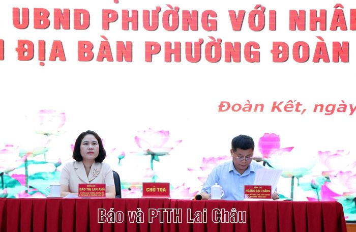 Các đồng chí lãnh đạo Đảng ủy, UBND phường quan tâm lắng nghe, giải quyết ý kiến của người dân trên địa bàn.