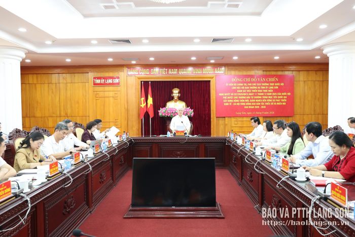 Đồng chí Đỗ Văn Chiến, Ủy viên Bộ Chính trị, Phó Chủ tịch Thường trực Quốc hội quán triệt một số nội dung tại buổi làm việc
