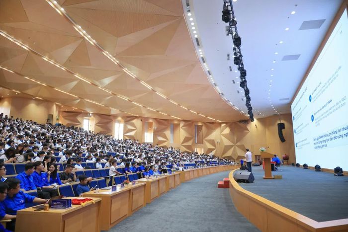 Quang cảnh hội thảo. Ảnh: Hùng Anh