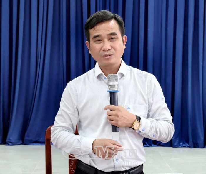 Ông Phạm Văn Mười, Phó Giám đốc Sở Nông nghiệp và Môi trường, Trưởng đoàn công tác, đề nghị các địa phương quán triệt nghiêm túc phương châm “4 tại chỗ” trong phòng, chống thiên tai.