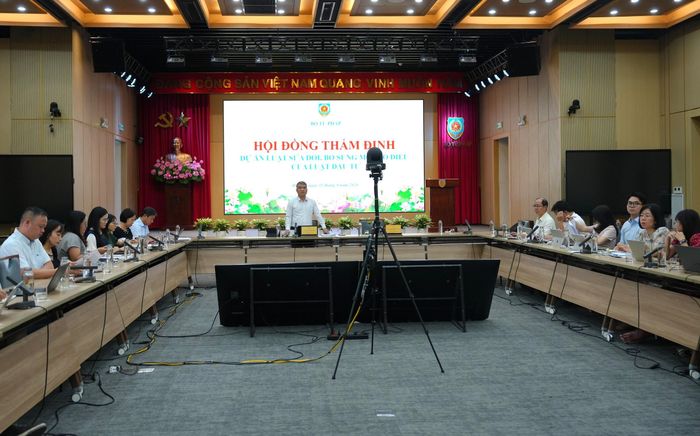 Quang cảnh cuộc họp. Ảnh: H. DUNG