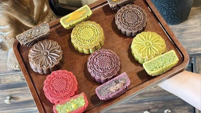 Việc chọn được những chiếc bánh trung thu chất lượng sẽ góp phần bảo vệ sức khỏe của gia đình trong mùa Tết đoàn viên. Ảnh minh họa