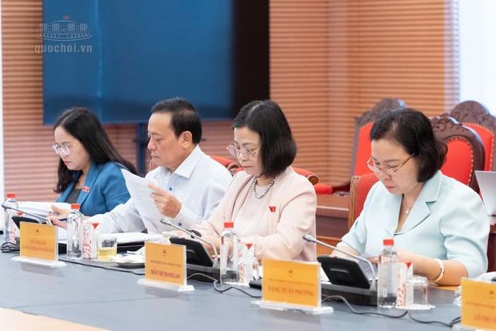 Các đại biểu tham dự phiên họp. Ảnh: Media Quốc hội