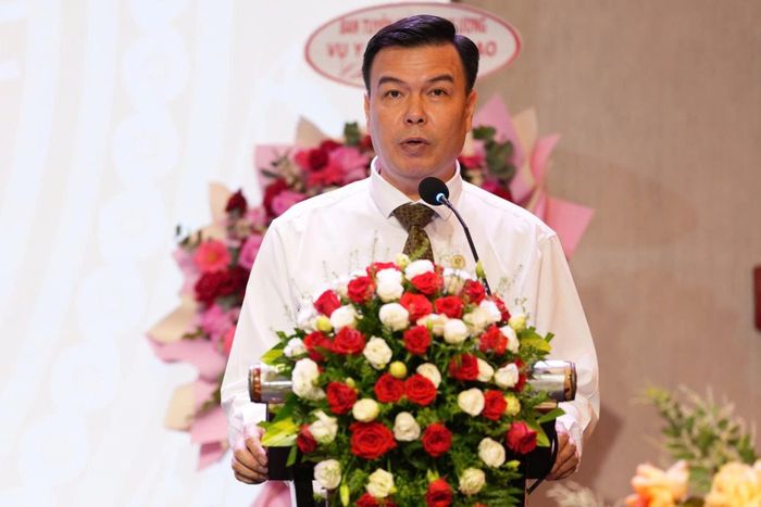 Ông Vũ Hồng Huy cho rằng y học thể thao cần tham gia xuyên suốt quá trình tập luyện và thi đấu, không chỉ tập trung điều trị khi VĐV đã gặp chấn thương. Ảnh: BTC.