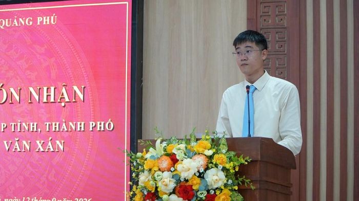 Ông Nguyễn Văn Hiệu, Phó Chủ tịch UBND phường Quảng Phú phát biểu tại buổi lễ