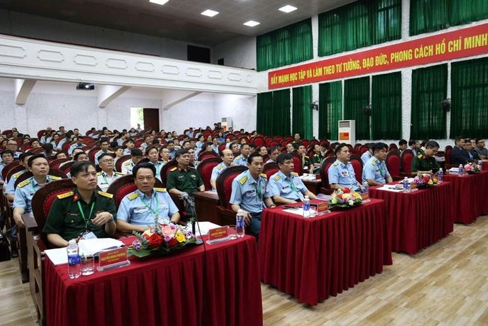Đông đảo đại biểu tham dự Hội nghị