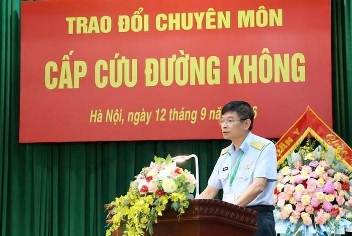 Đại tá Nguyễn Quang Luyến, Chủ nhiệm Hậu cần - Kỹ thuật (Quân chủng Phòng không - Không quân) phát biểu tại Hội nghị
