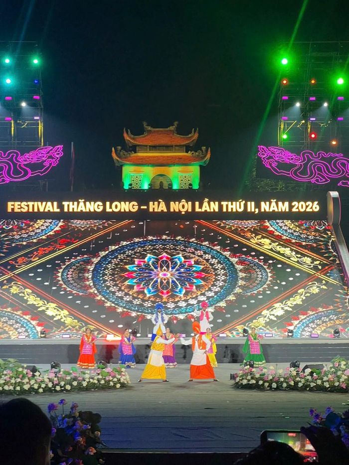 Tiết mục biểu diễn độc đáo của đoàn Ấn Độ