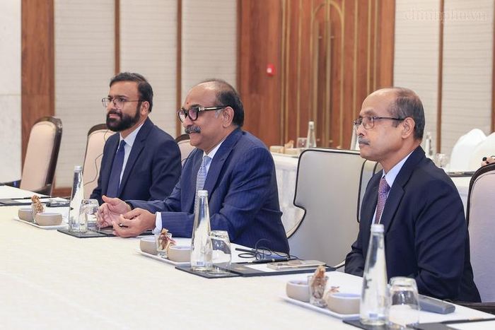 Ông Grandhi Mallikarjuna Rao cho biết Tập đoàn quan tâm tìm hiểu cơ hội hợp tác, đầu tư tại Việt Nam, nhất là trong lĩnh vực hạ tầng sân bay và hàng không - Ảnh: chinhphu.vn/Nhật Bắc