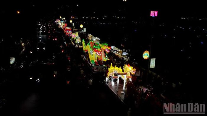 Lễ hội Thành Tuyên đã được công nhận ba kỷ lục Guinness Việt Nam. (Ảnh: Đức Thắng)