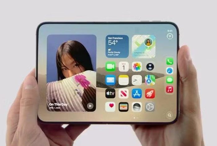 Camera giấu dưới màn hình, lần đầu trên một thiết bị Apple. Camera FaceTime nằm dưới màn hình trong và chỉ hiện ra khi cần dùng, giúp mặt hiển thị liền mạch mà không cần khoét lỗ. Đổi lại, camera này chỉ quay ở mức 1080p.